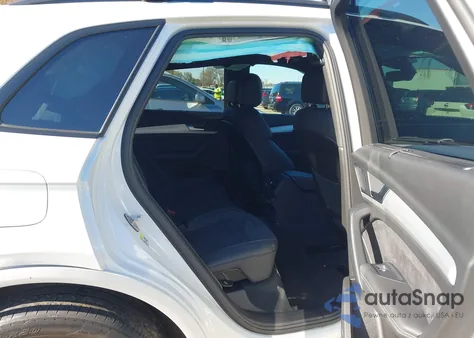 2024 Audi Q5 Prestige 55 Tfsi E S Line Quattro S Tronic z USA, uszkodzony, nr VIN WA1F2AFY6R2054731